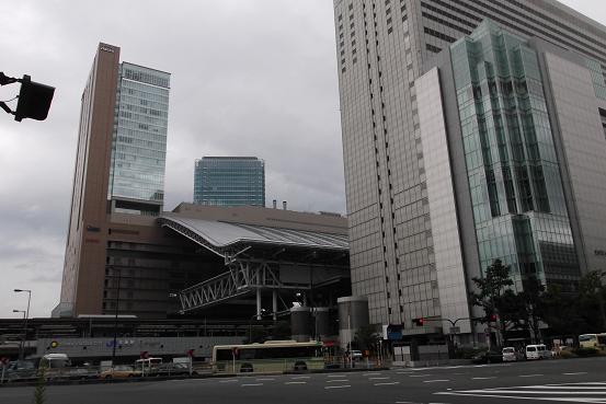 大阪駅のフード