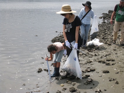 2013年9月7日（土）干潟清掃で「渡り鳥サポーターになろう！」15