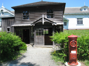 旧島歌郵便局