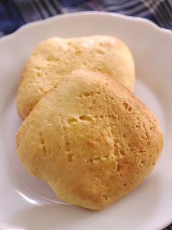 食パンとホットケーキミックスで簡単メロンパン
