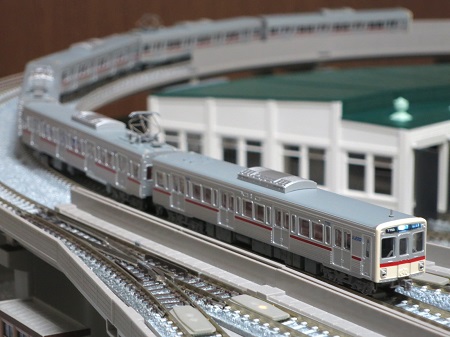 京王電鉄 7000系 旧塗装・スカートなし 6両編成 - Neko Transport Museum