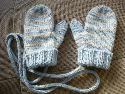 子ども用手袋 ミトン 編みました